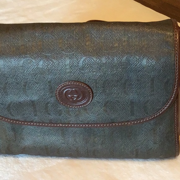 Vintage Gucci Bags - Picture 6 of 15